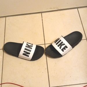 Nike slides
